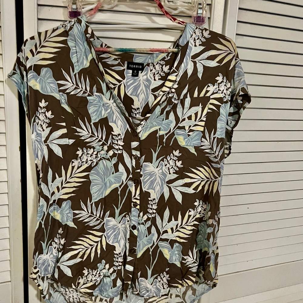 Torrid Brown Tropical Button-Front Blouse